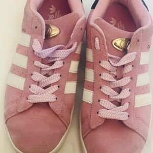 Adidas campus 8.5 Women's Pink and White Sneakers